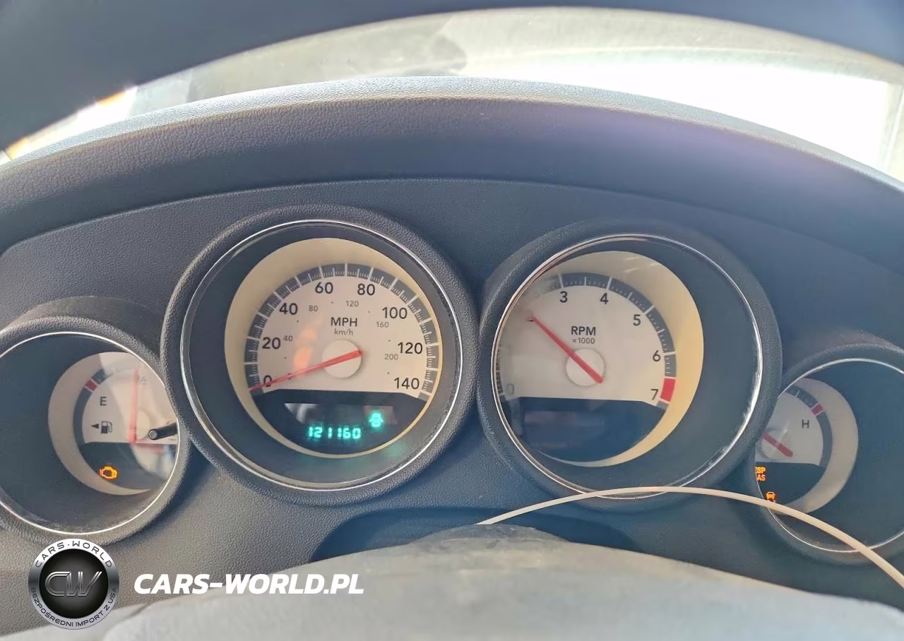 2008 Dodge Charger V6 VIN:2B3KA43GX8H234676 - 9