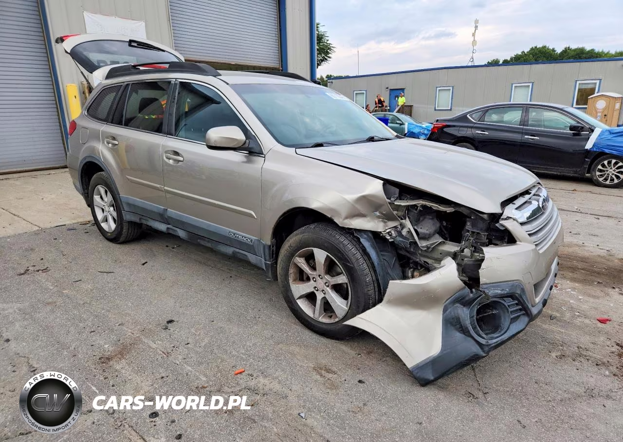 2014 Subaru Outback 2.5I Premium VIN:4S4BRBCC5E3216508 - 4