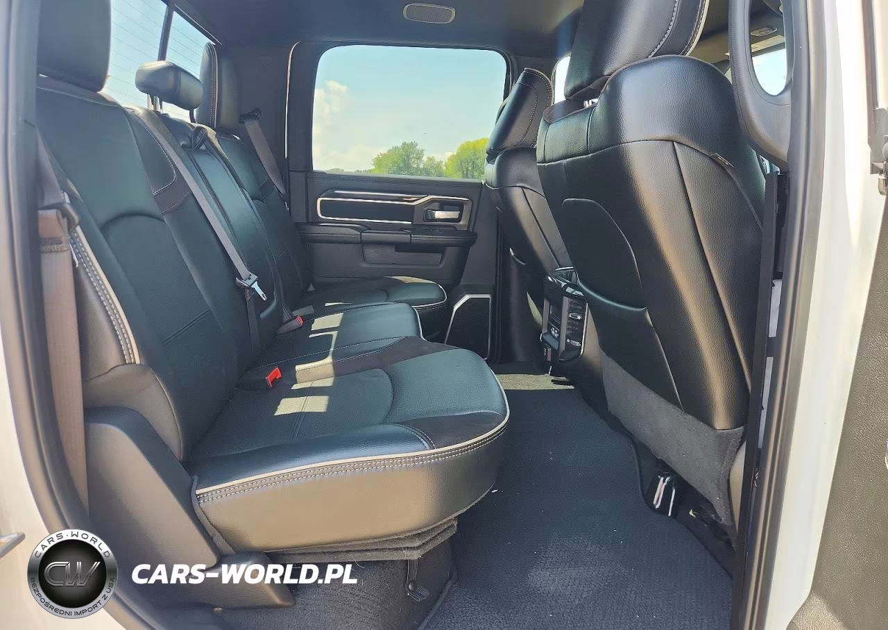 2022 Ram 2500 Laramie VIN:3C6UR5FJ5NG324124 - 10