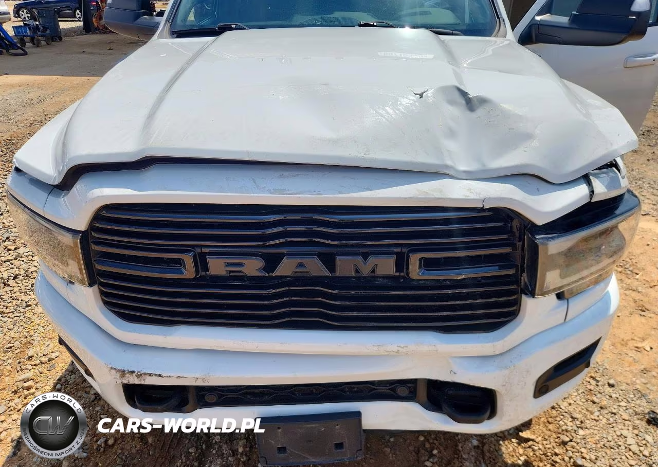 2022 Ram 2500 Laramie VIN:3C6UR5FJ5NG324124 - 11