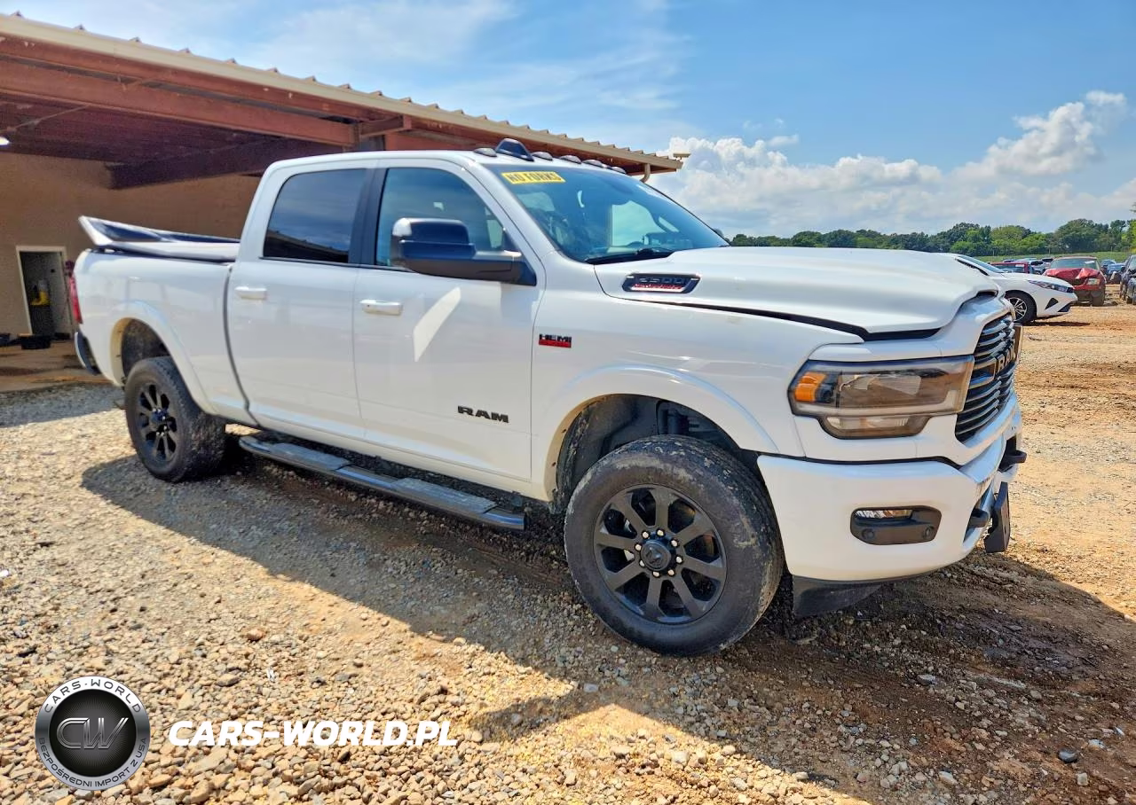 2022 Ram 2500 Laramie VIN:3C6UR5FJ5NG324124 - 4