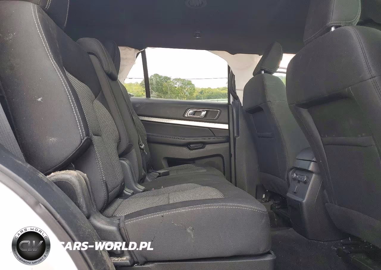 2018 Ford Explorer Xlt VIN:1FM5K7D86JGB25999 - 11