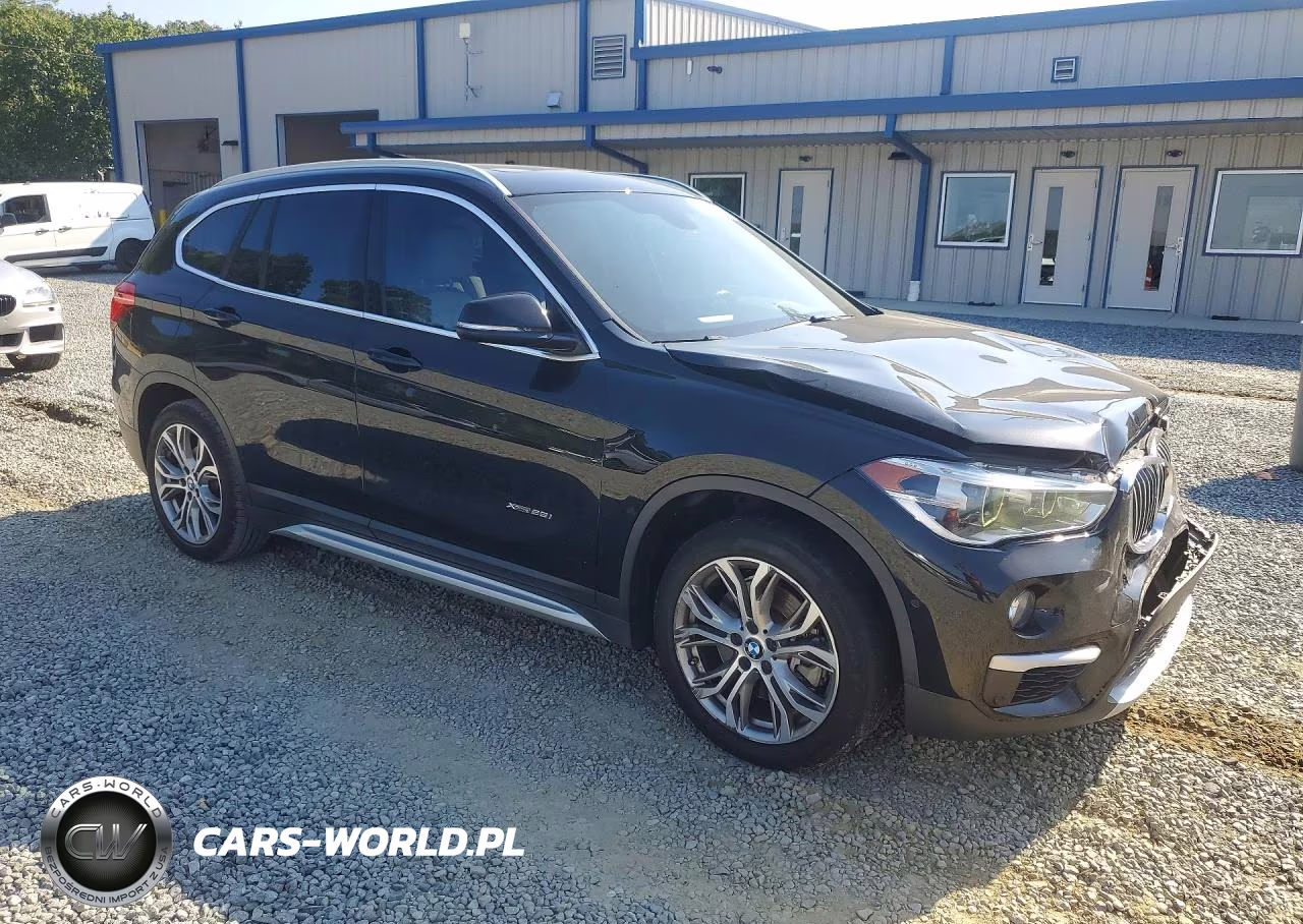 2017 BMW X1 xDrive28I VIN:WBXHT3Z35H4A56986 - 4