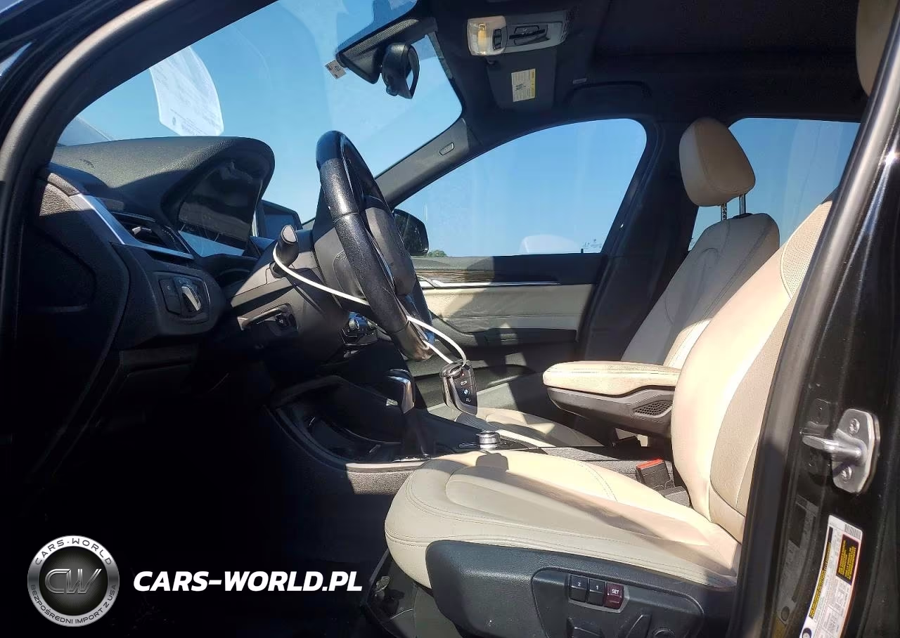 2017 BMW X1 xDrive28I VIN:WBXHT3Z35H4A56986 - 7