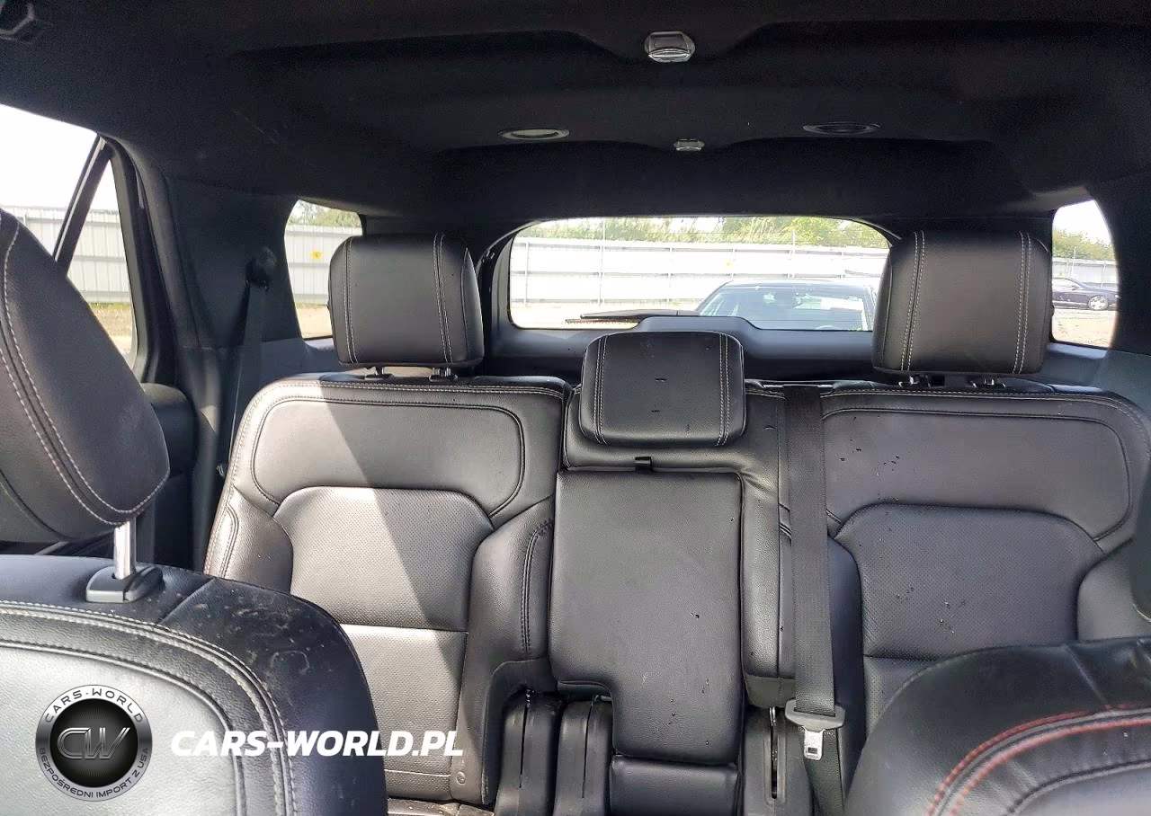 2018 Ford Explorer Limited VIN:1FM5K7F83JGA45802 - 10