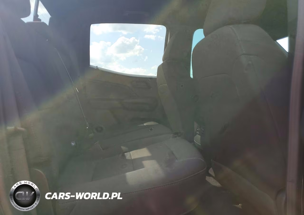 2026 Chevrolet Colorado Trail Boss VIN:1GCPTEEK1T1101057 - 10