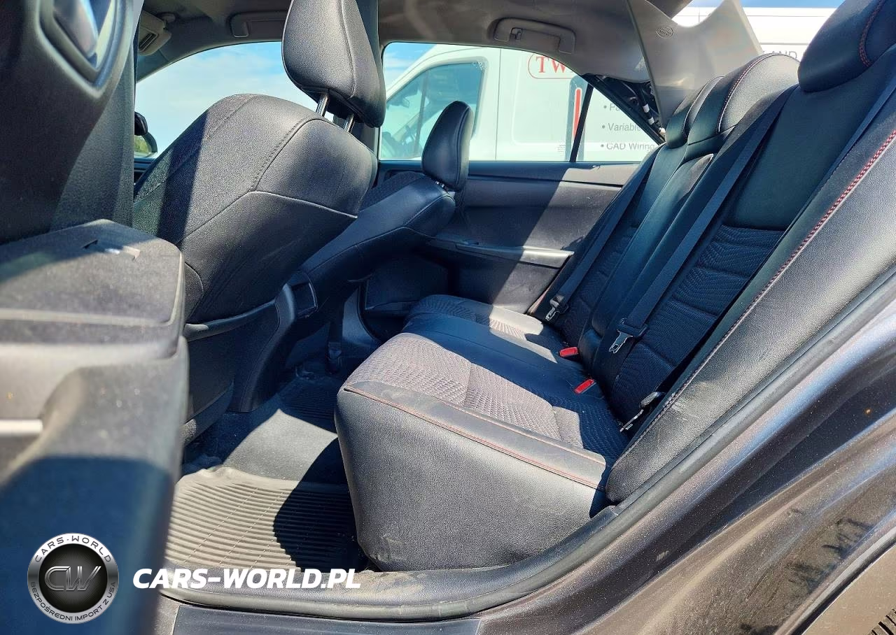 2015 Toyota Camry Se VIN:4T1BF1FK1FU089726 - 10