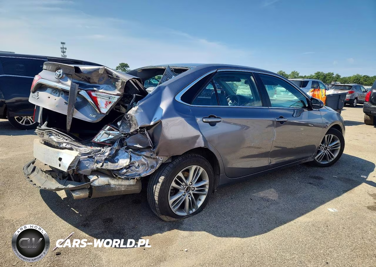 2015 Toyota Camry Se VIN:4T1BF1FK1FU089726 - 3