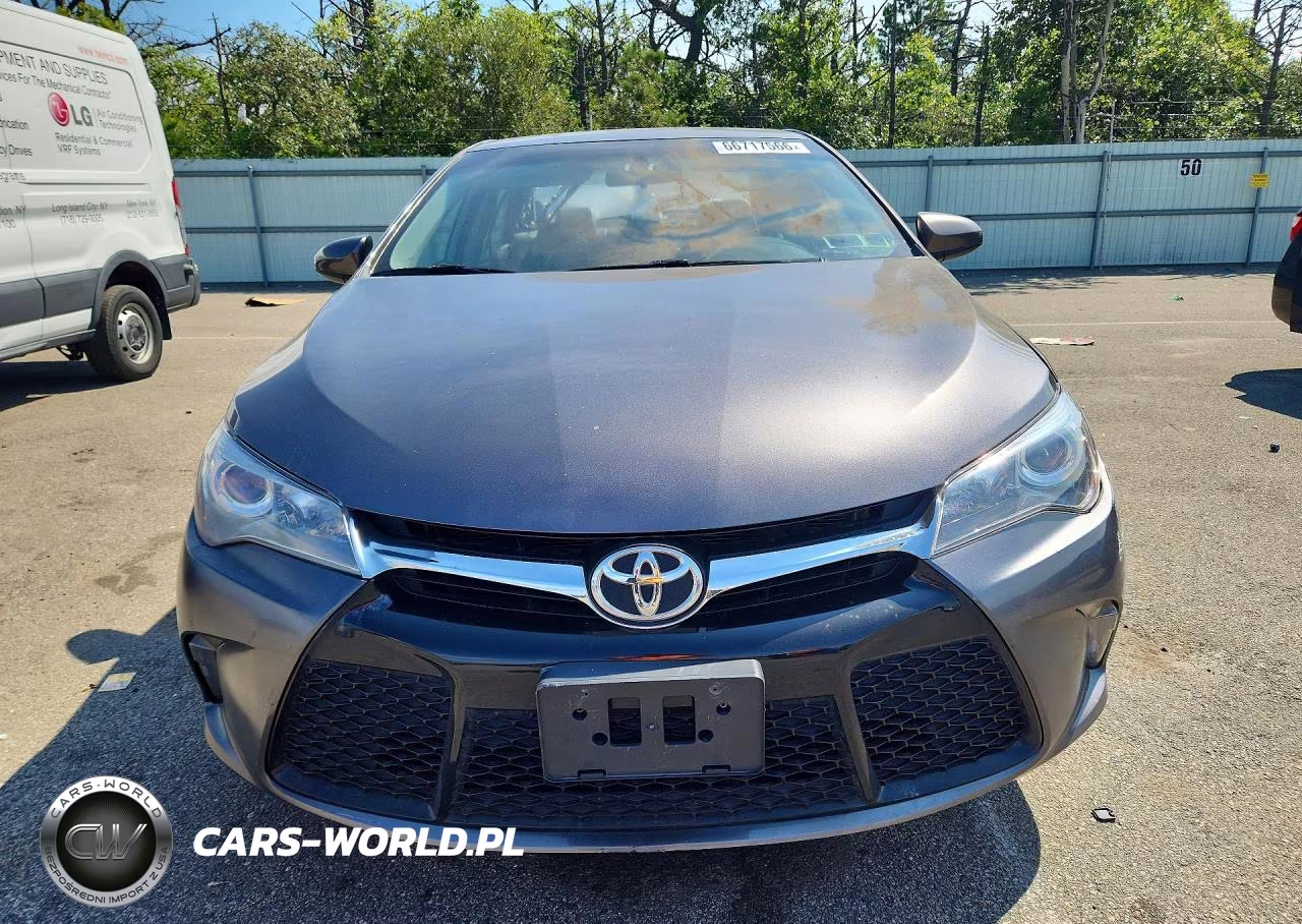 2015 Toyota Camry Se VIN:4T1BF1FK1FU089726 - 5