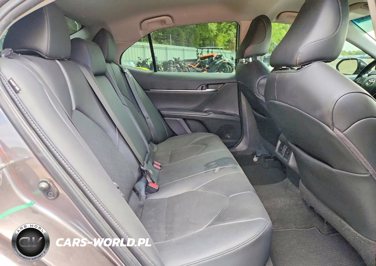 2020 Toyota Camry Xse VIN:4T1K61AK8LU923686 - 10