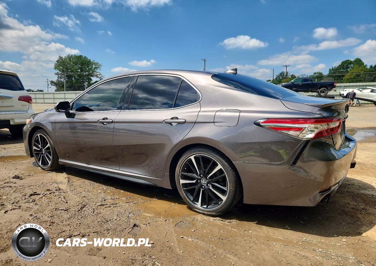 2020 Toyota Camry Xse VIN:4T1K61AK8LU923686 - 2