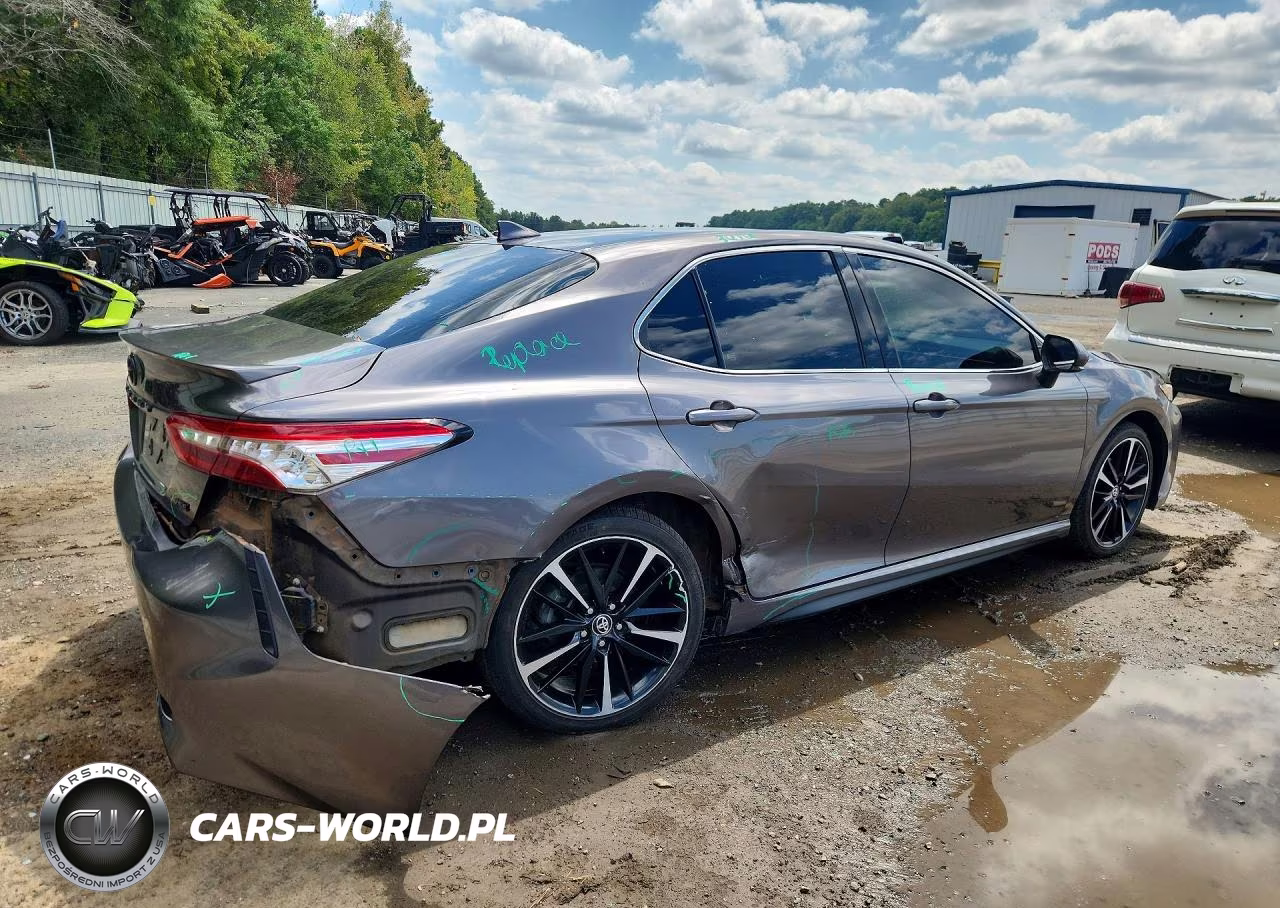 2020 Toyota Camry Xse VIN:4T1K61AK8LU923686 - 3
