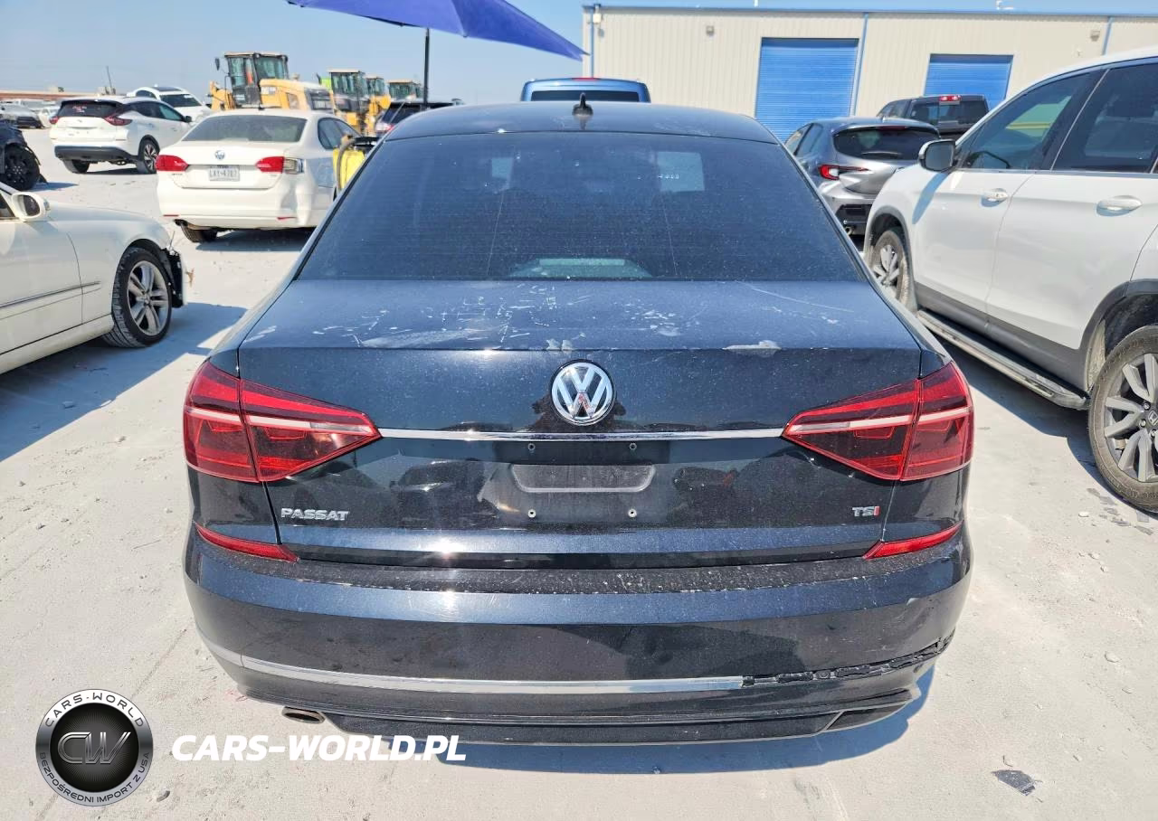 2017 Volkswagen Passat R-Line VIN:1VWDT7A32HC072643 - 7