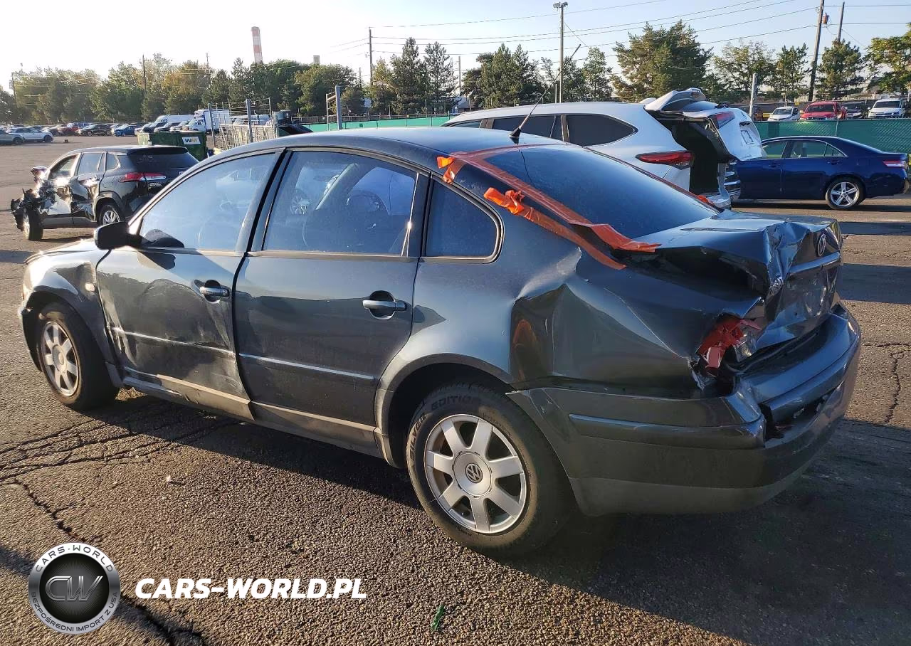 2000 Volkswagen Passat Gls VIN:WVWMD23B2YP300172 - 2