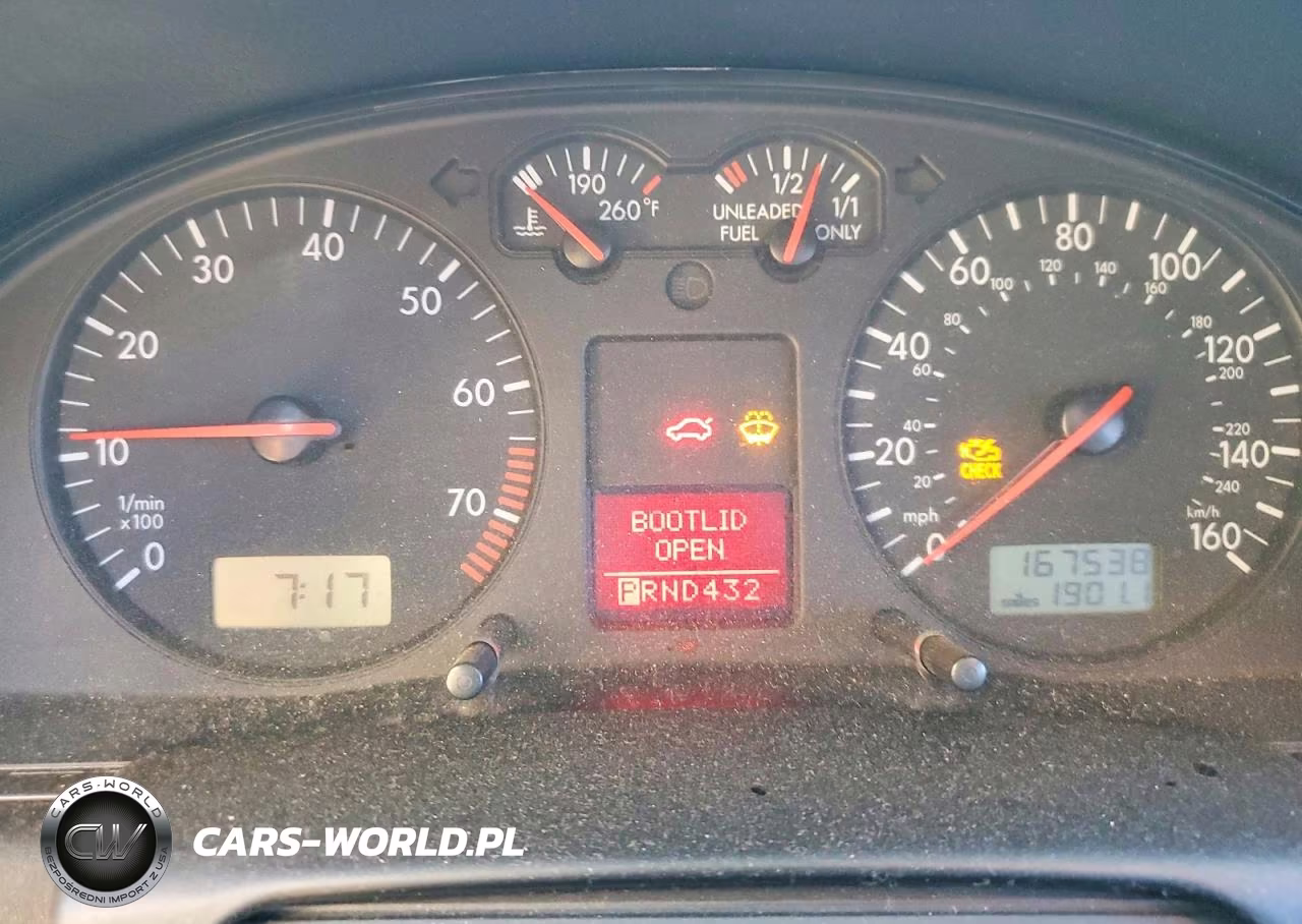 2000 Volkswagen Passat Gls VIN:WVWMD23B2YP300172 - 9