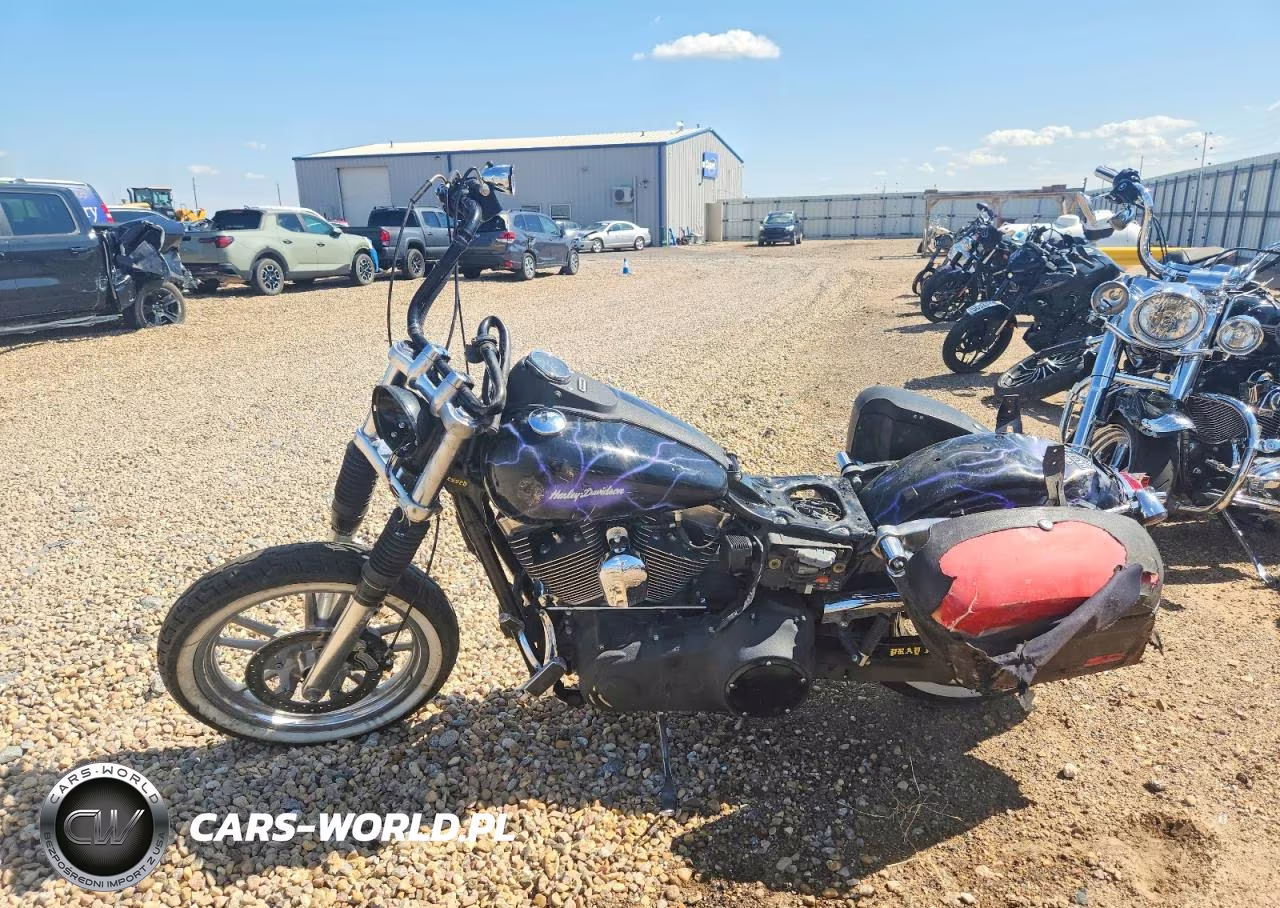 2008 Harley-Davidson Fxdbi VIN:1HD1GX4188K301982 - 3