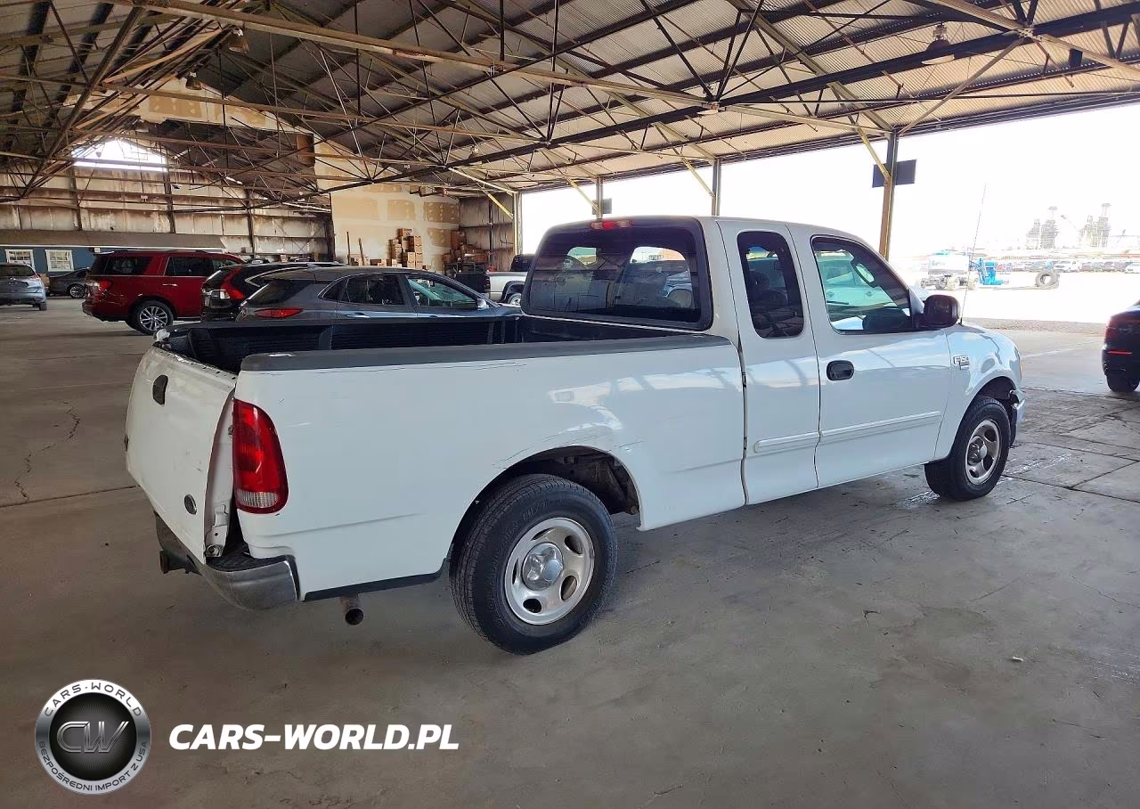 2004 Ford F-150 Heritage Classic VIN:2FTRX17W94CA86183 - 3