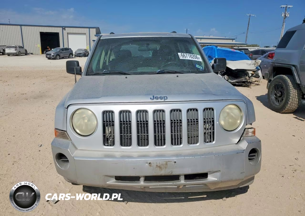 2008 Jeep Patriot Sport VIN:1J8FT28058D744465 - 5