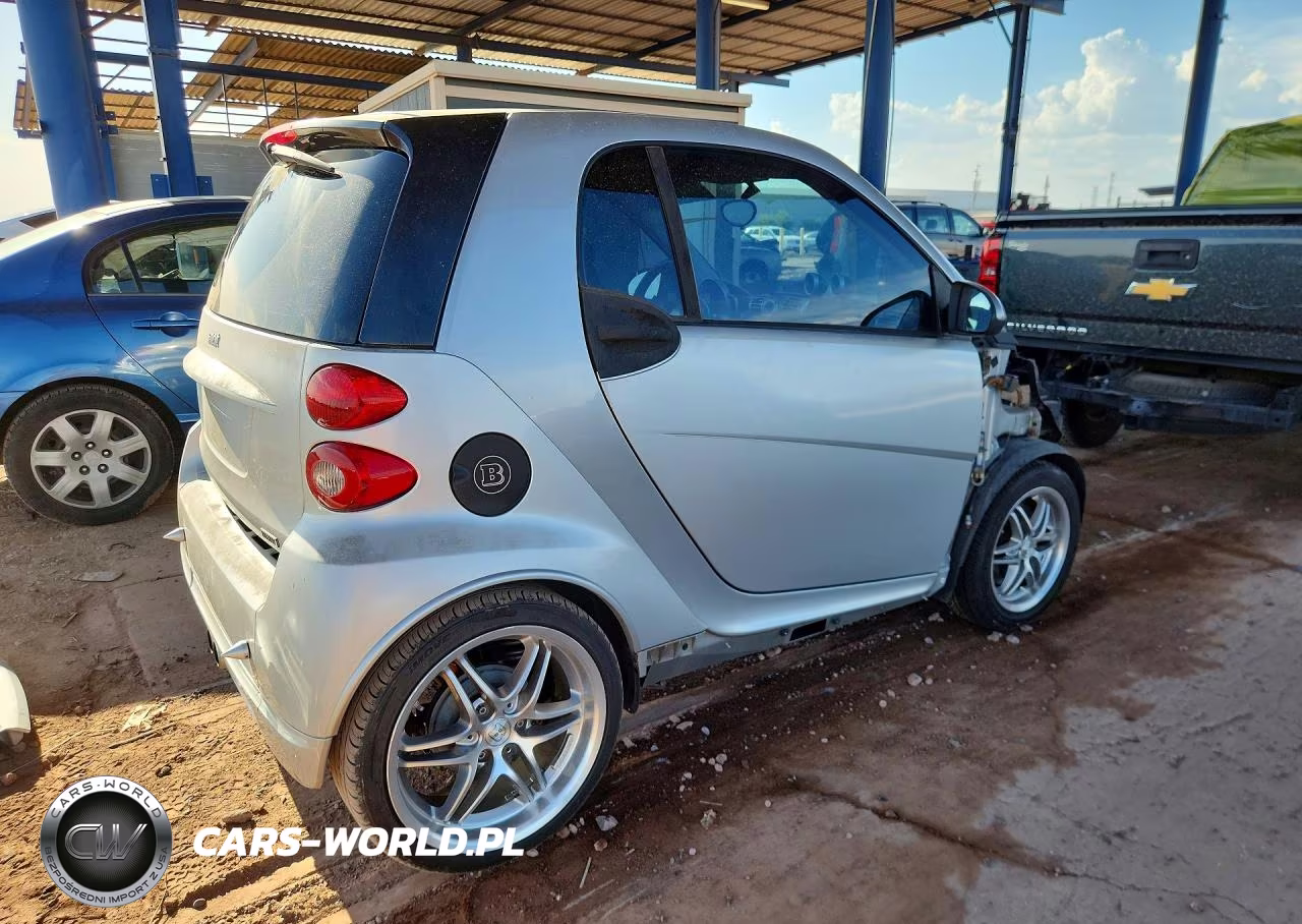 2009 Smart Fortwo Pure VIN:WMEEJ31X09K299735 - 3