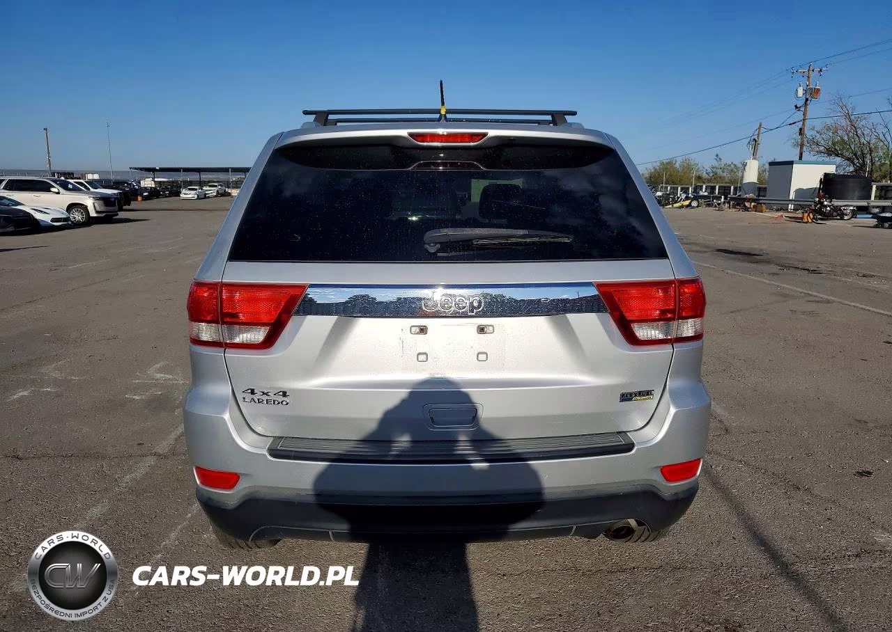 2012 Jeep Grand Cherokee Laredo VIN:1C4RJFAG9CC118974 - 6