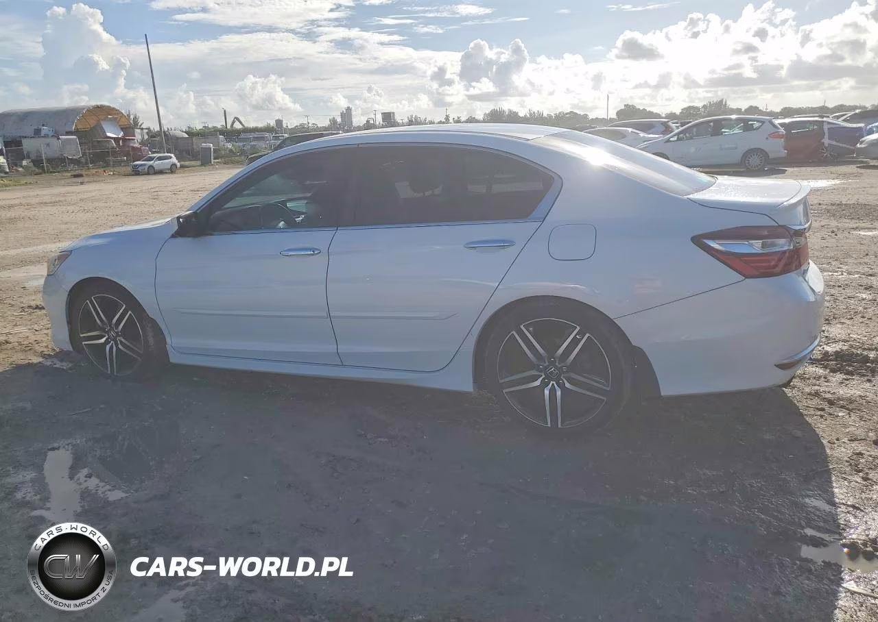 2016 Honda Accord Sport VIN:1HGCR2F5XGA167103 - 2