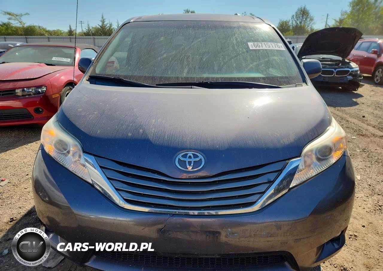 2013 Toyota Sienna Xle 8-Passenger VIN:5TDYK3DC5DS299393 - 5