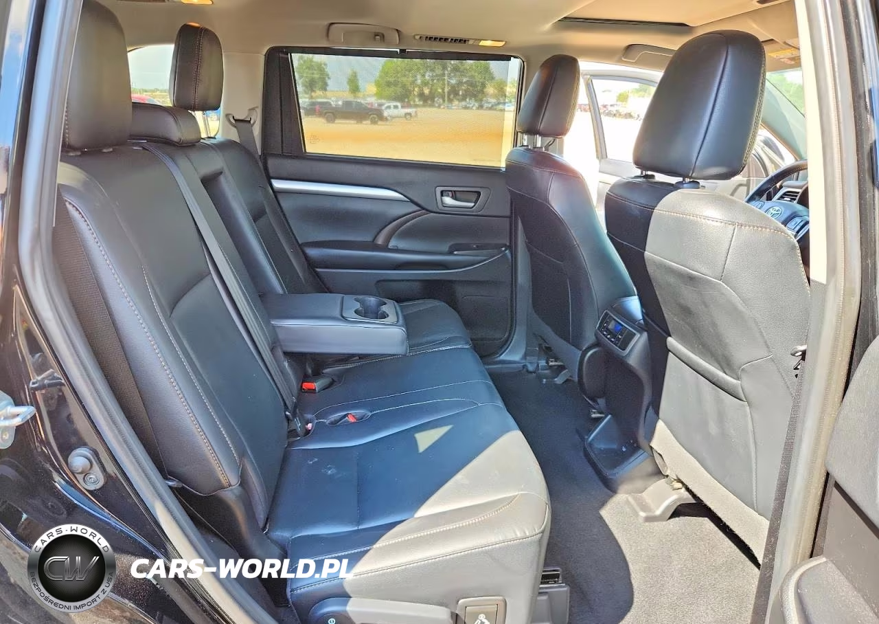 2019 Toyota Highlander Xle VIN:5TDKZRFH9KS318327 - 11