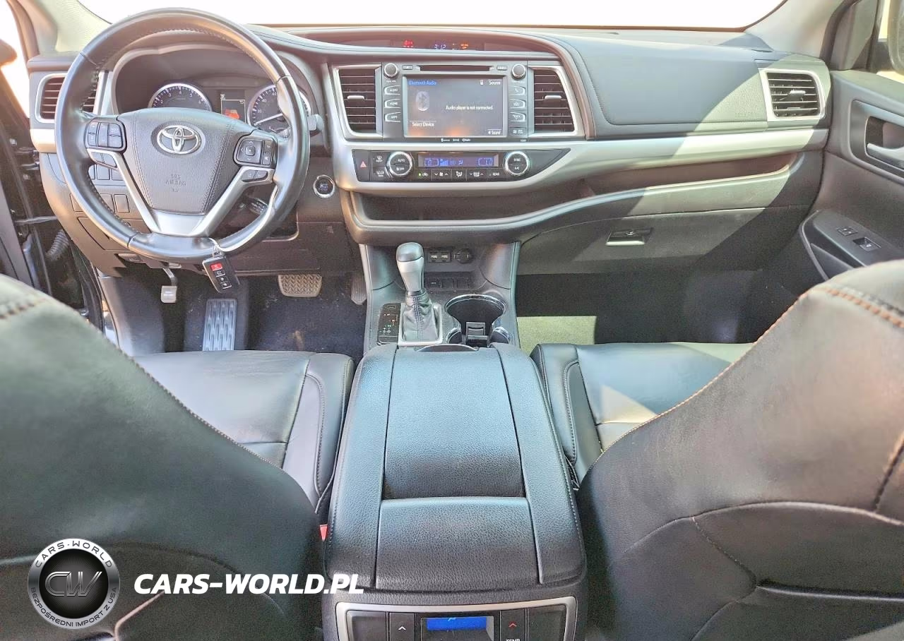 2019 Toyota Highlander Xle VIN:5TDKZRFH9KS318327 - 8