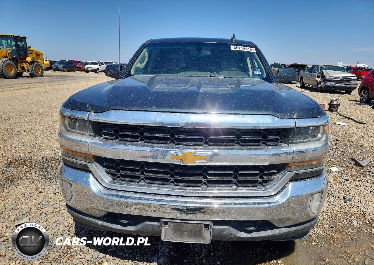2018 Chevrolet Silverado K1500 Lt VIN:3GCUKREC8JG179789 - 5