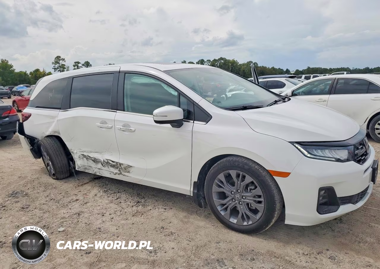 2026 Honda Odyssey Touring VIN:5FNRL6H85TB005969 - 4
