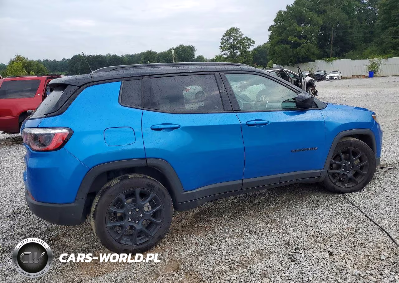 2022 Jeep Compass Latitude VIN:3C4NJCBBXNT198275 - 3
