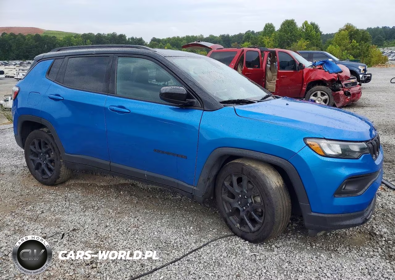 2022 Jeep Compass Latitude VIN:3C4NJCBBXNT198275 - 4