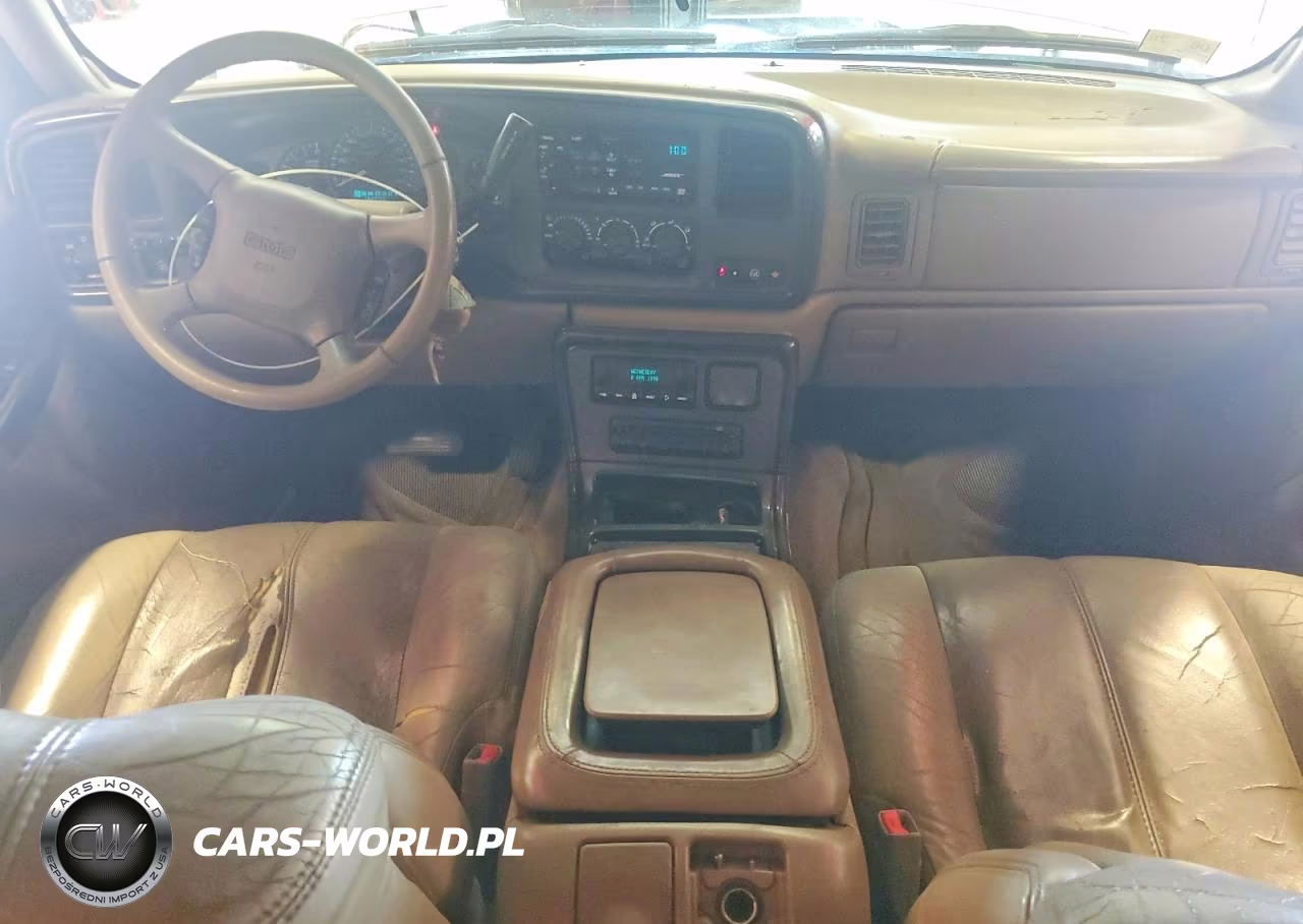 2002 GMC Denali Xl K1500 VIN:1GKFK66UX2J328979 - 8
