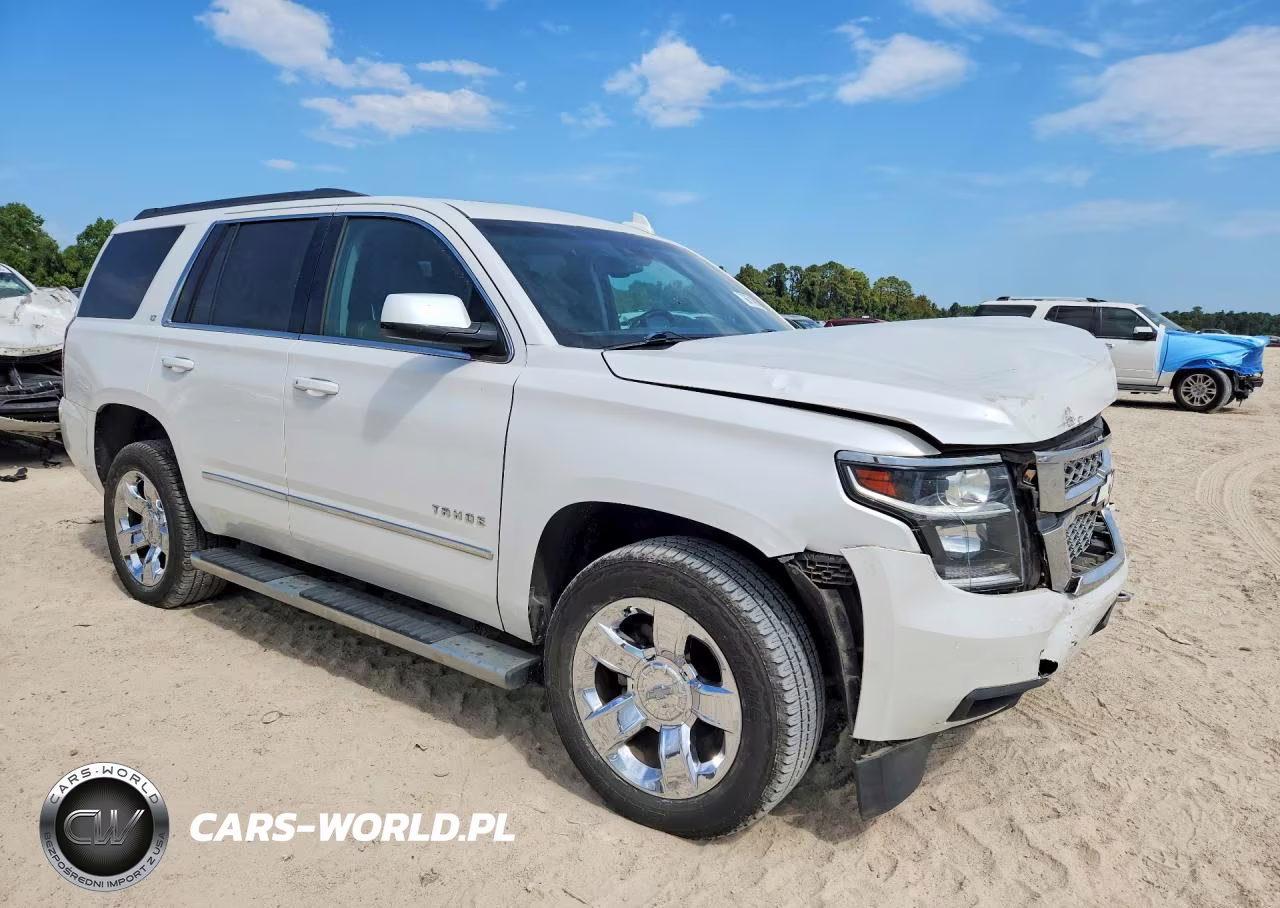 2018 Chevrolet Tahoe C1500 Lt VIN:1GNSCBKC6JR395213 - 4