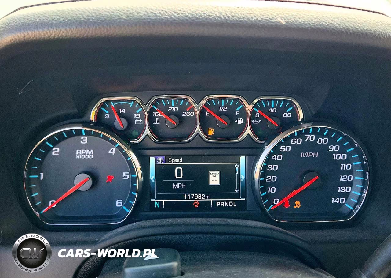 2018 Chevrolet Tahoe C1500 Lt VIN:1GNSCBKC6JR395213 - 9