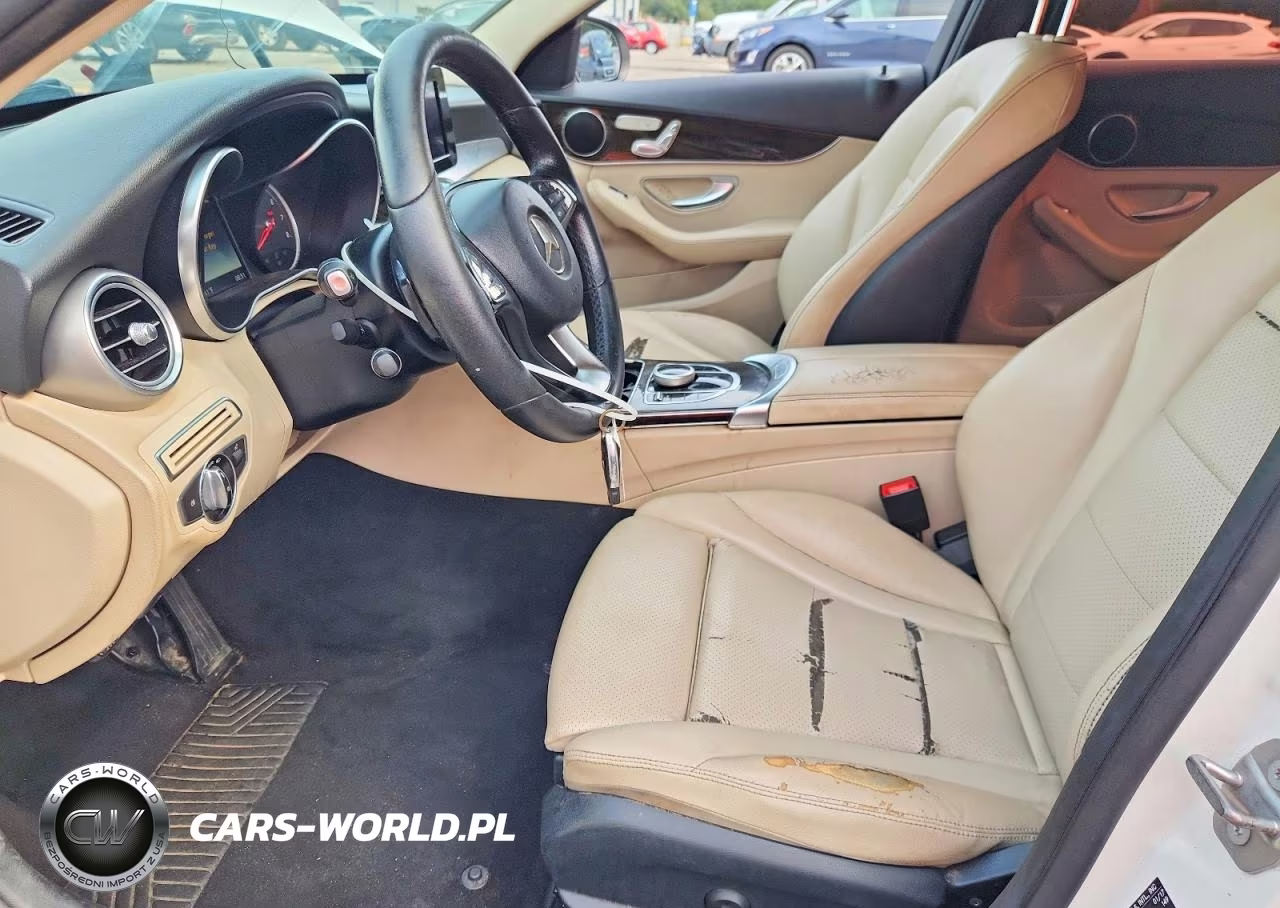 2017 Mercedes-Benz C 300 VIN:55SWF4JB1HU206620 - 7