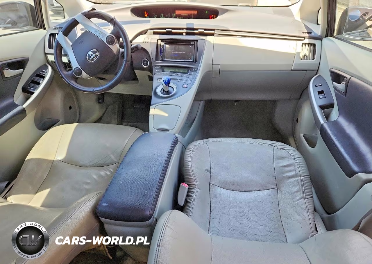 2010 Toyota Prius V VIN:JTDKN3DU2A5002071 - 8
