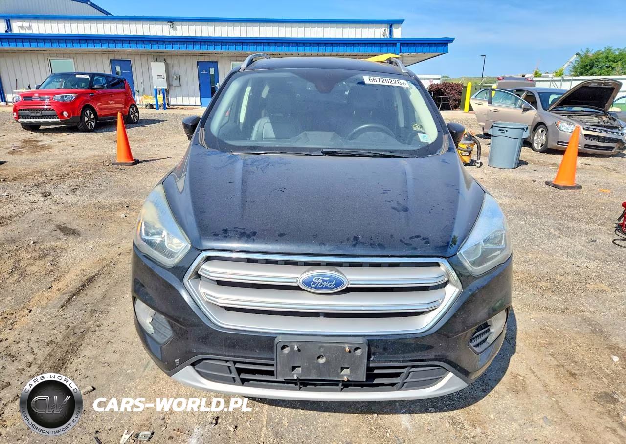 2017 Ford Escape Titanium VIN:1FMCU9JD5HUB34266 - 5
