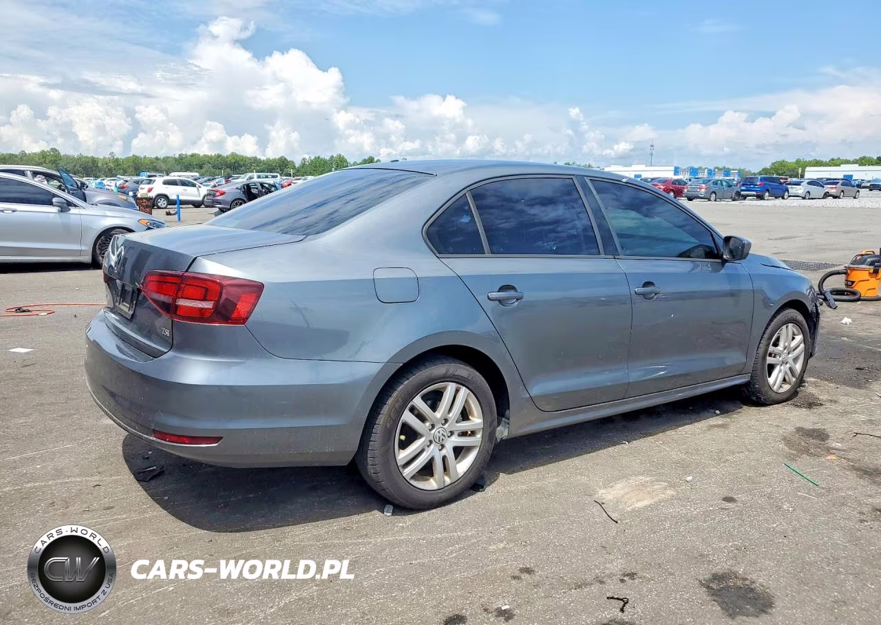 2018 Volkswagen Jetta S VIN:3VW2B7AJ5JM248792 - 3