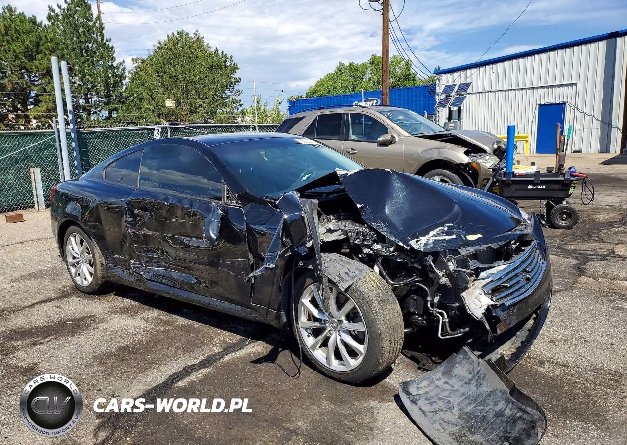 2014 Infiniti Q60 Coupe Base VIN:JN1CV6EL3EM132757 - 4