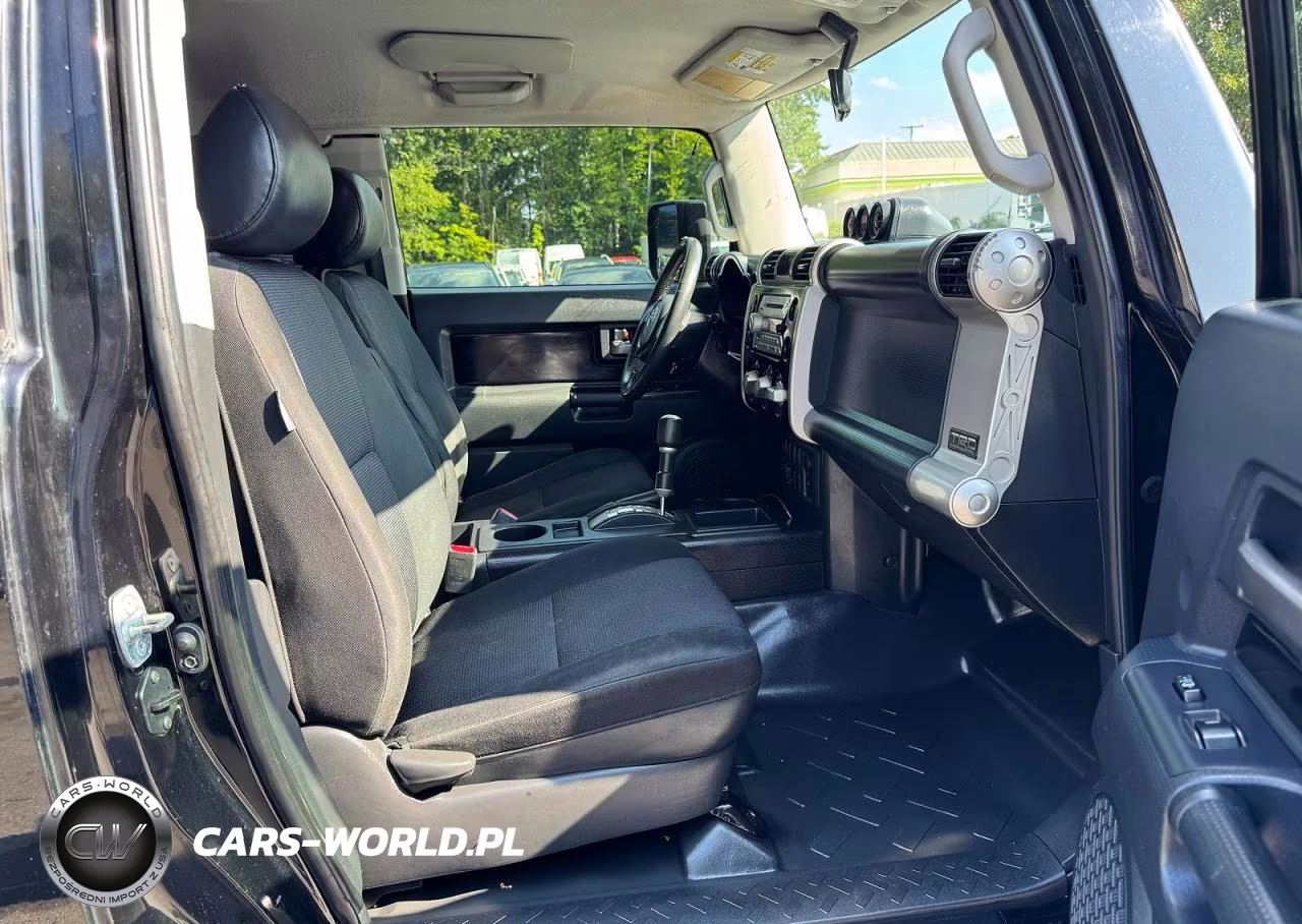 2008 Toyota Fj Cruiser Base VIN:JTEZU11F88K003535 - 6