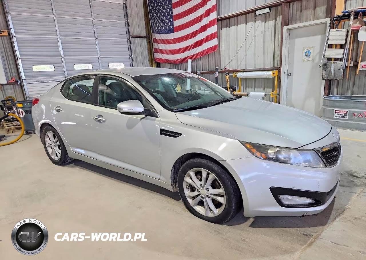 2013 Kia Optima VIN:5XXGN4A71DG203857 - 4