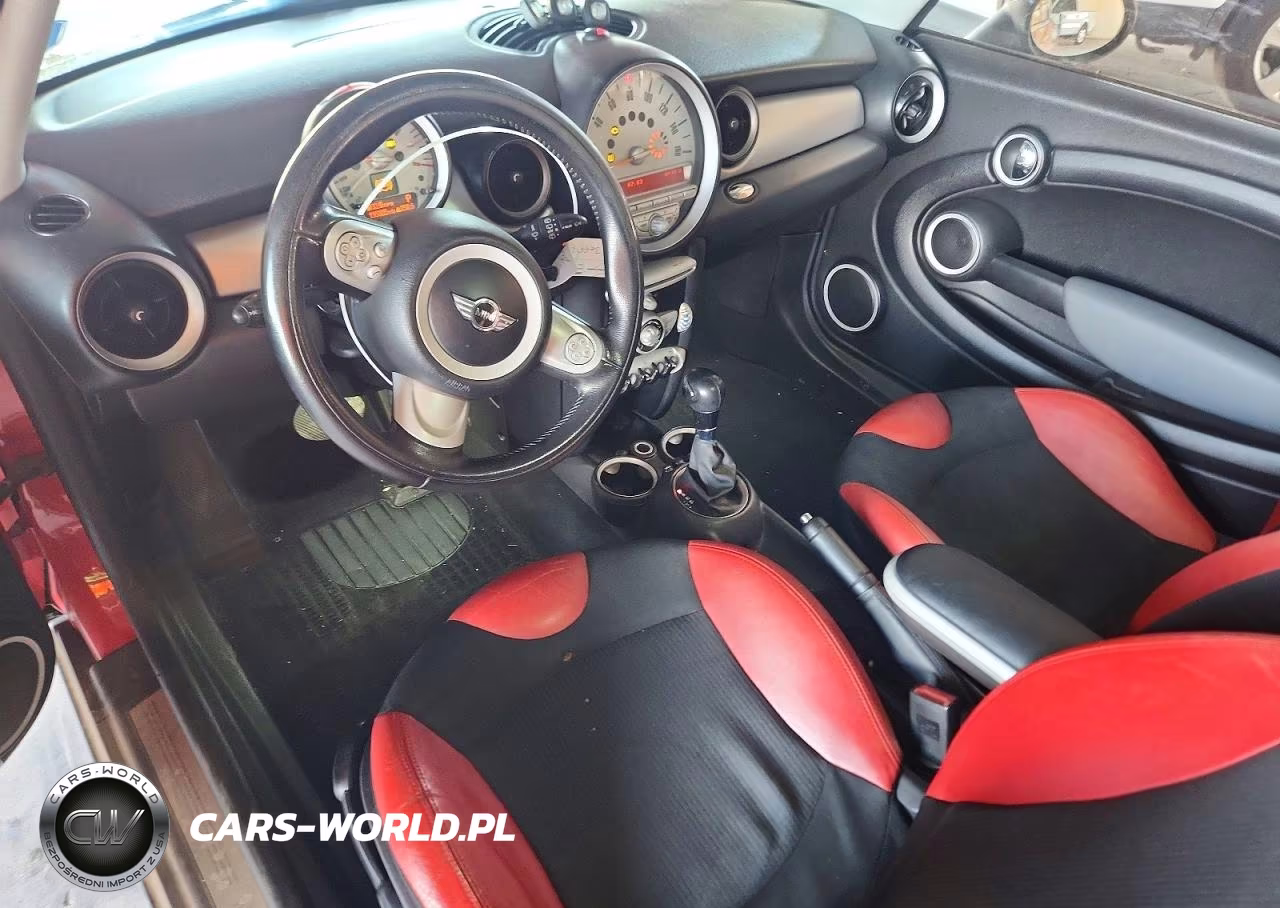 2010 Mini Cooper Clubman VIN:WMWML3C57ATX37159 - 8