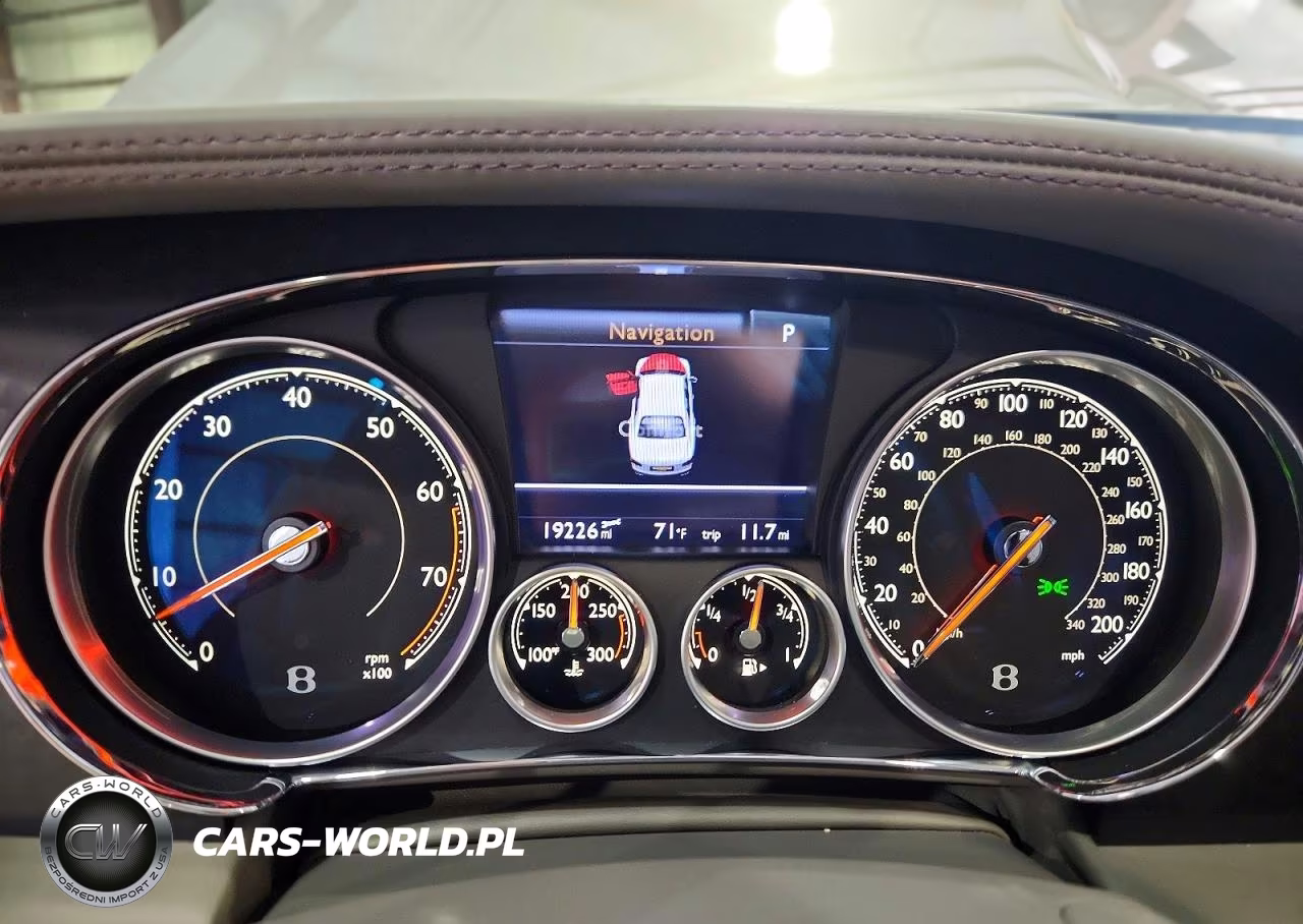 2017 Bentley Flying Spur VIN:SCBEJ9ZA7HC063466 - 9