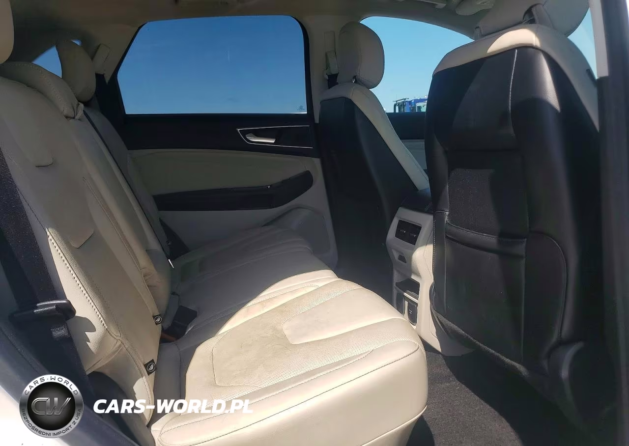 2018 Ford Edge Titanium VIN:2FMPK3K86JBB18627 - 11