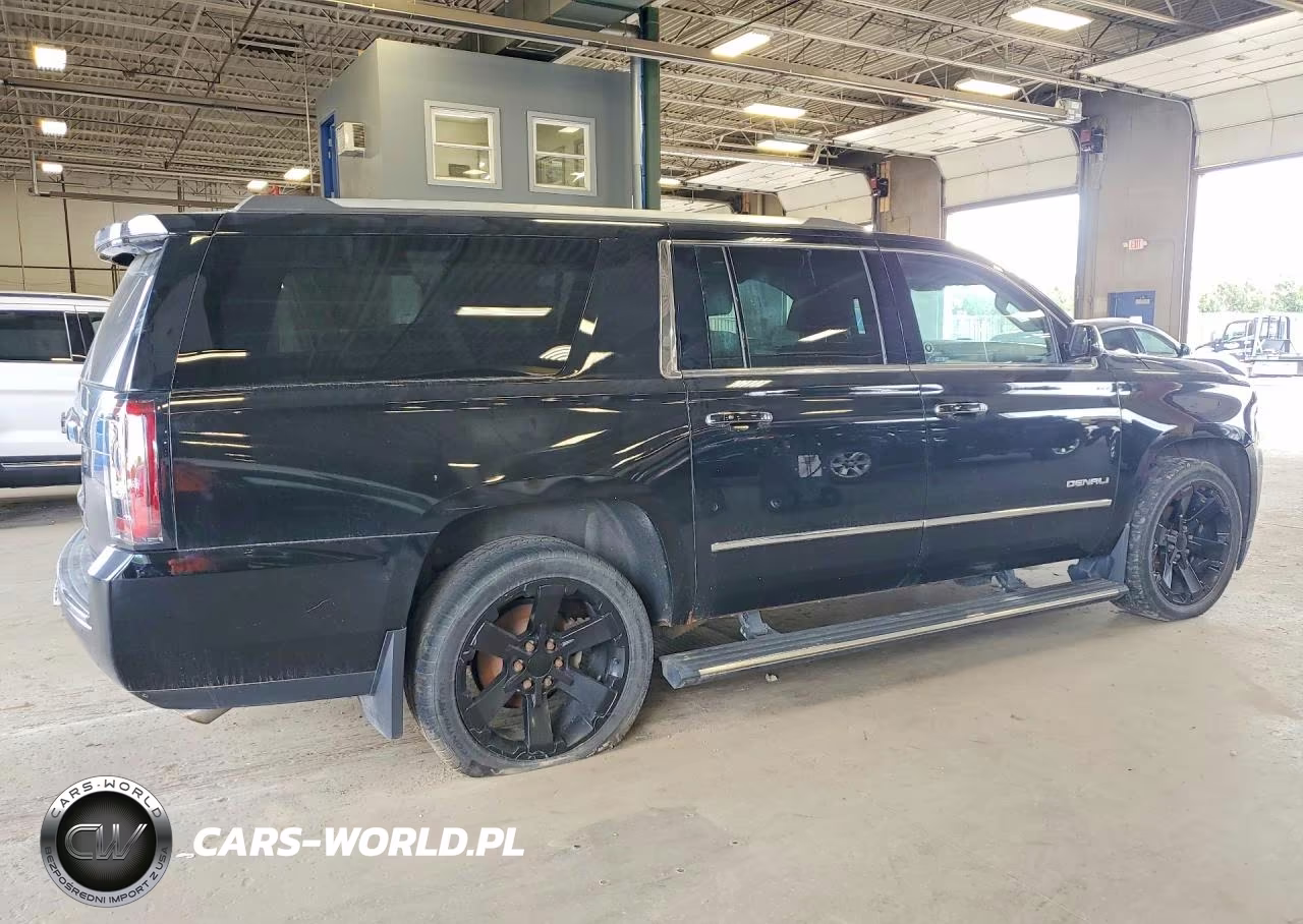 2017 GMC Yukon Xl Denali VIN:1GKS2HKJXHR261946 - 3