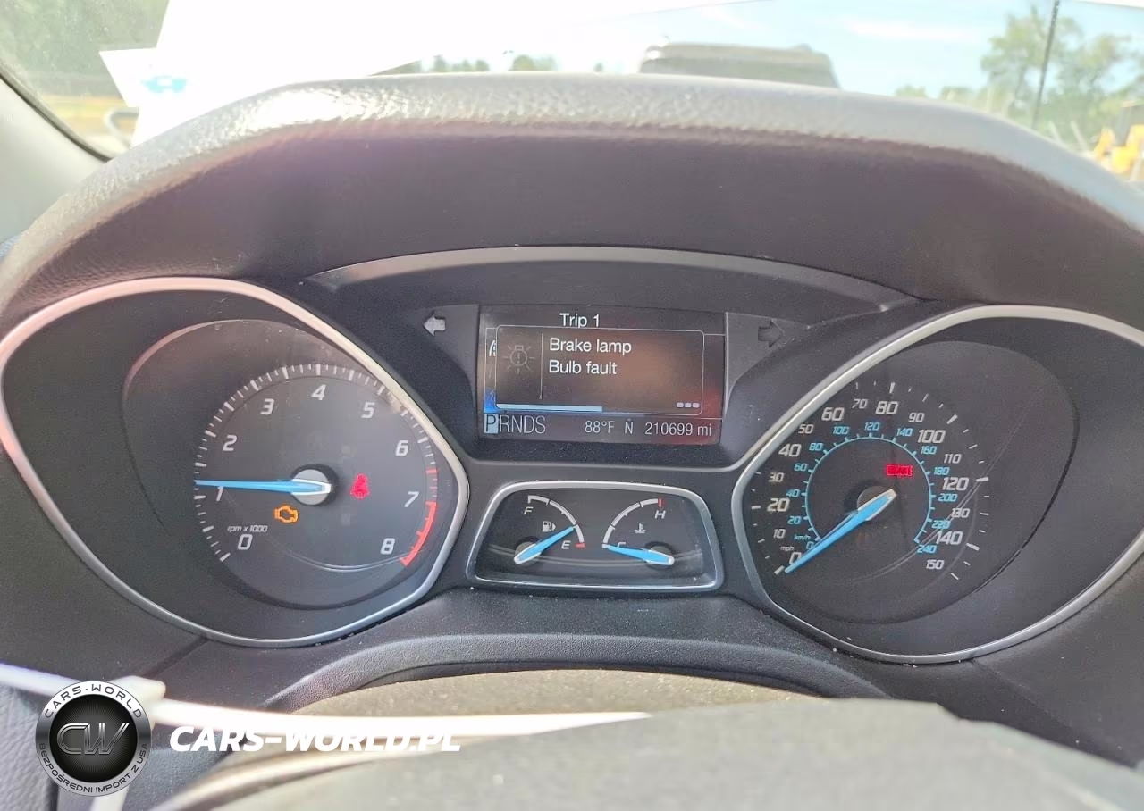 2012 Ford Focus Titanium VIN:1FAHP3N23CL289300 - 9