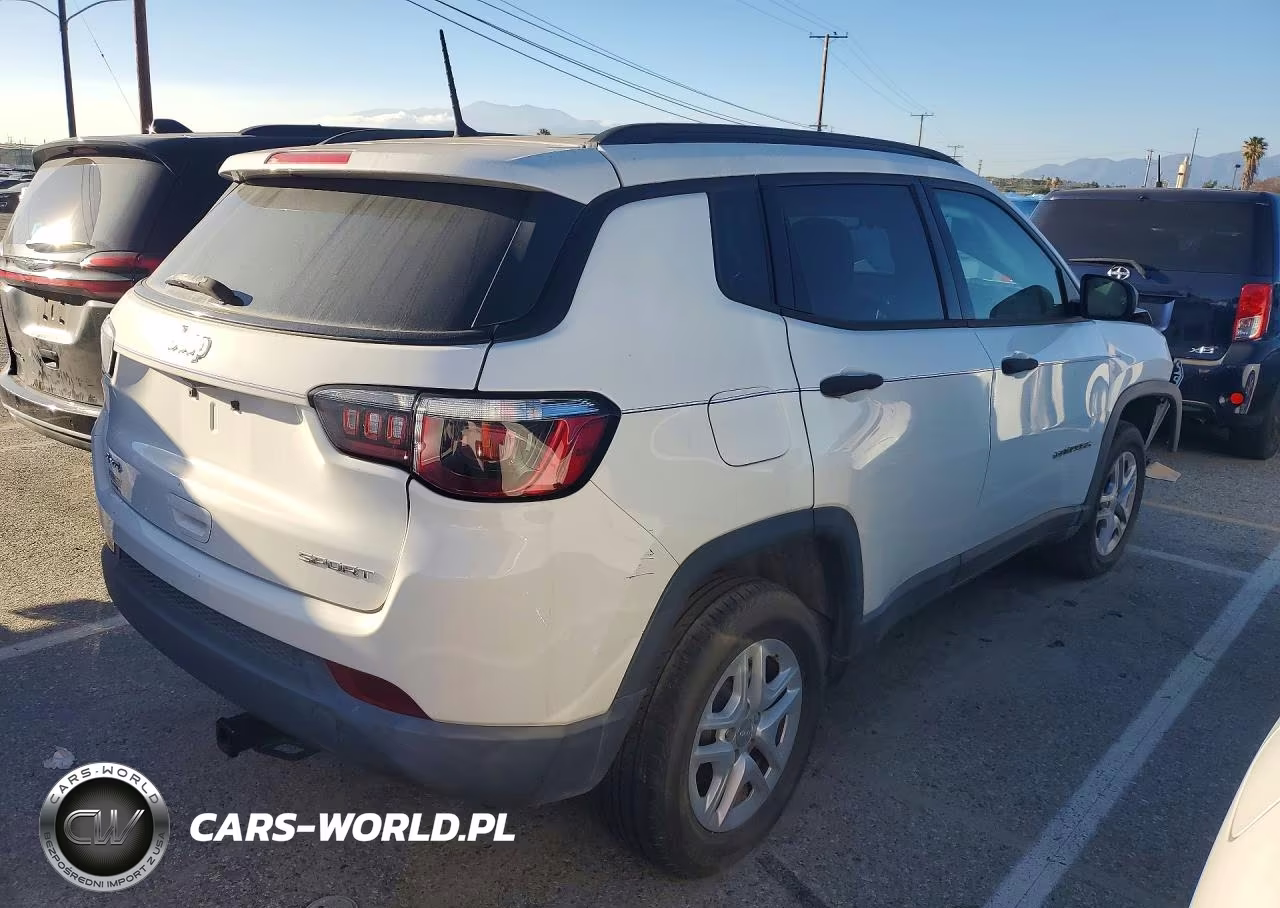 2018 Jeep Compass Sport VIN:3C4NJDAB7JT191284 - 3