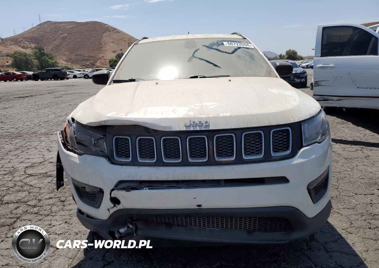 2018 Jeep Compass Sport VIN:3C4NJDAB7JT191284 - 5