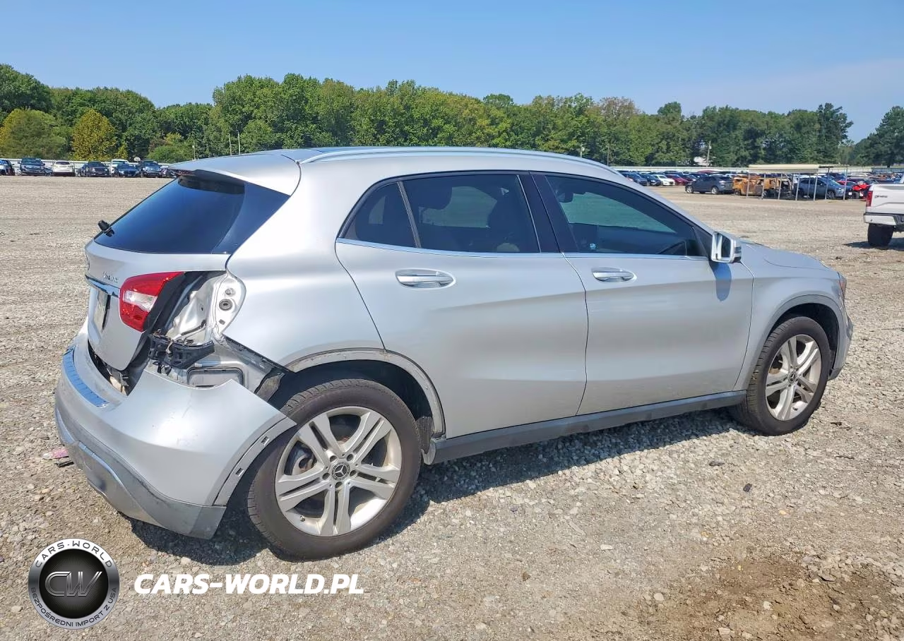 2018 Mercedes-Benz Gla 250 4Matic VIN:WDCTG4GBXJJ395267 - 3